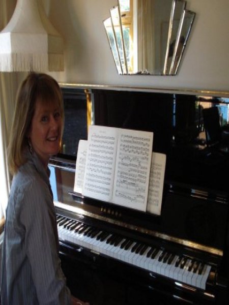 Gwen and Jim - Yamaha U3